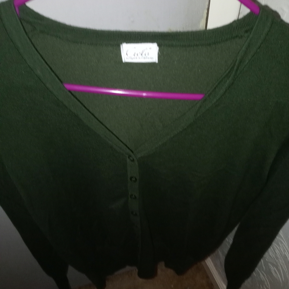 Sweater - Picture 2 of 2